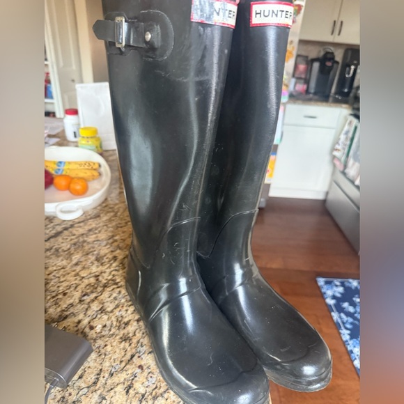 Hunter Black Shiny Rain Boots EU 42 Used condition - Picture 2 of 11
